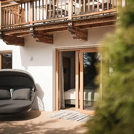 Haus Tirol Hotel 2*